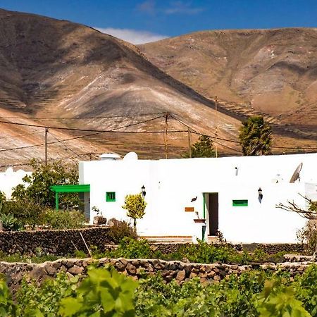 Gasthaus Casa Mi Tio Perico Mala Exterior foto