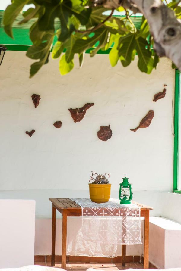 Gasthaus Casa Mi Tio Perico Mala Exterior foto