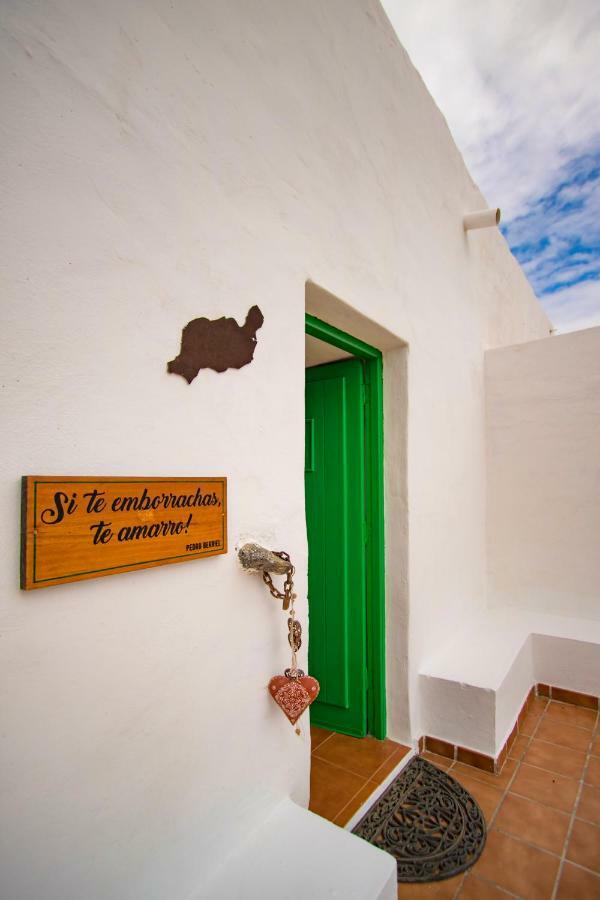 Gasthaus Casa Mi Tio Perico Mala Exterior foto