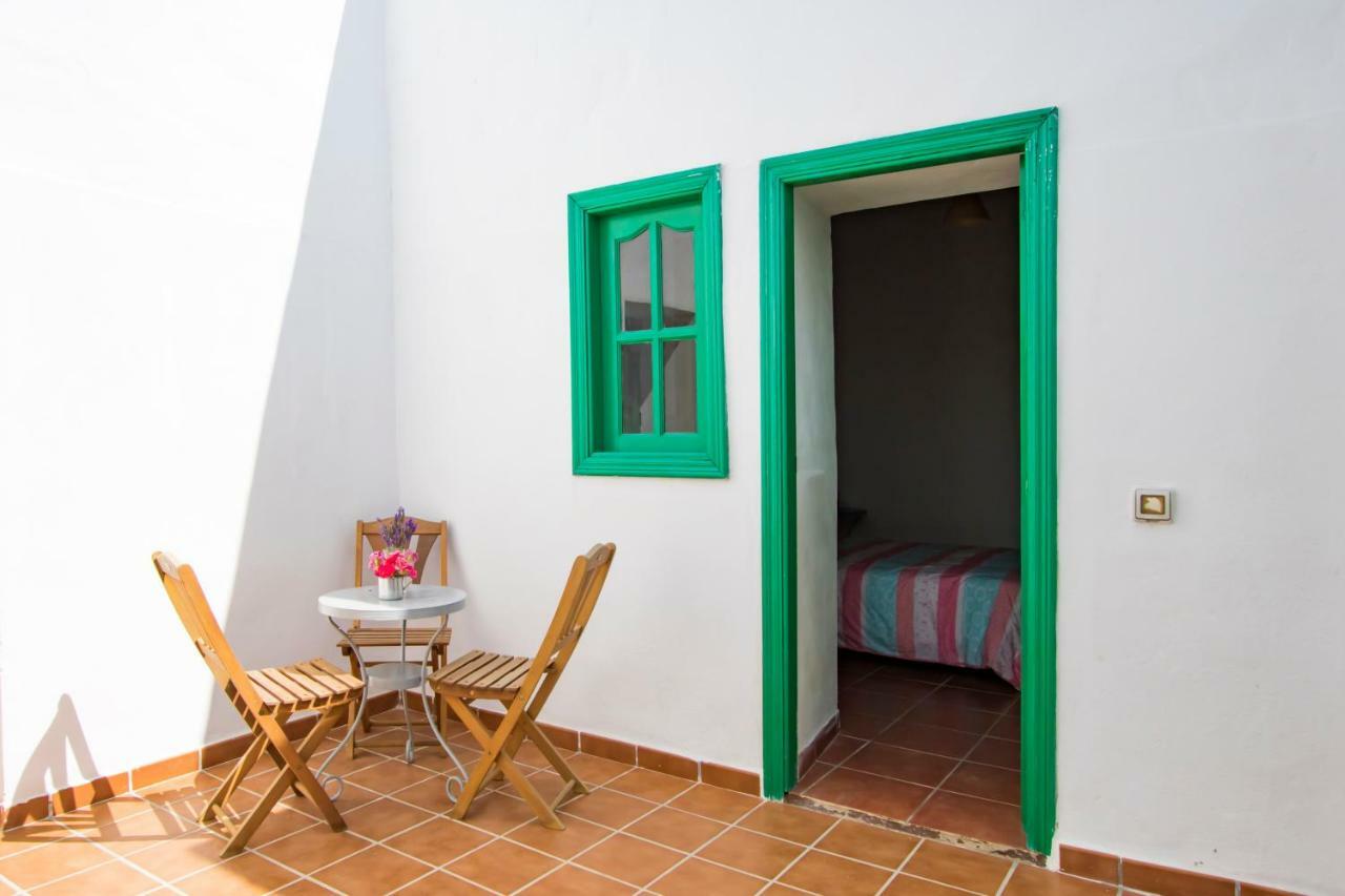 Gasthaus Casa Mi Tio Perico Mala Exterior foto